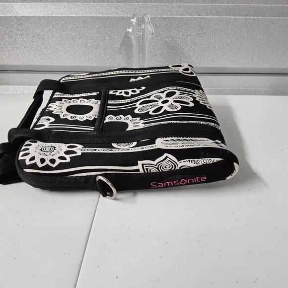Samsonite Laptop Tablet Ebook reader‎ Bag Carry Neoprene Black With Daisy Print - Picture 4 of 12